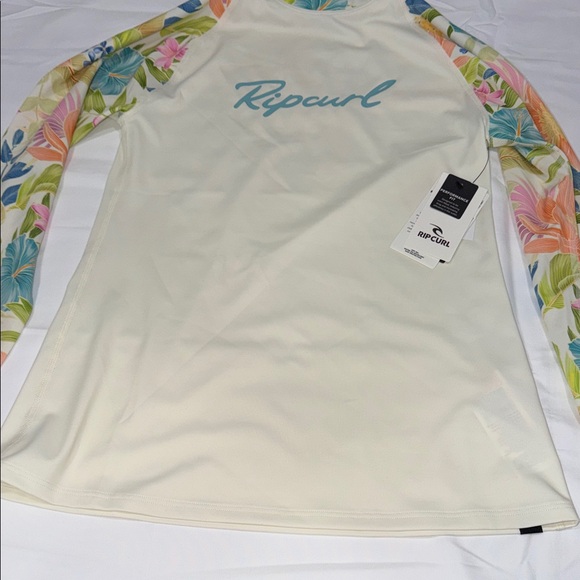 RIPCURL CATALINA ISLAND UPF LS RASHGUARD, SMALL - Picture 5 of 8